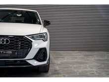 Audi Q3 TFSIe Black Edition - U55835