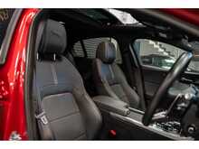 Jaguar XE P300i R-Dynamic HSE - U55836