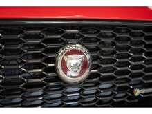 Jaguar XE P300i R-Dynamic HSE - U55836