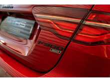 Jaguar XE P300i R-Dynamic HSE - U55836