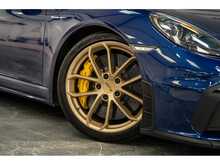 Porsche 718 Cayman GT4 - U55856