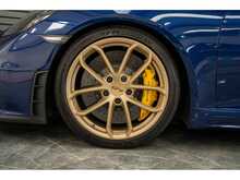 Porsche 718 Cayman GT4 - U55856