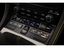 Porsche 718 Cayman GT4 - U55856