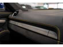 Porsche 718 Cayman GT4 - U55856