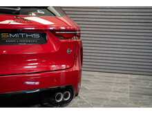 Jaguar F-PACE P550 V8 SVR - U55868
