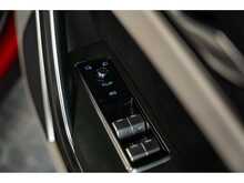 Jaguar F-PACE P550 V8 SVR - U55868