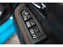 Porsche Macan T V6 GTS - U55872