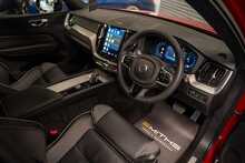 Volvo XC60 h T8 Twin Engine R-Design Pro - U55882