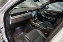Jaguar F-PACE P550 V8 SVR - U55892