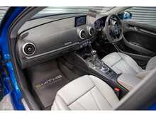 Audi RS3 TFSI - U55900