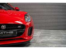 Jaguar F-Type V6 Chequered Flag - U55908