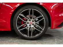 Jaguar F-Type V6 Chequered Flag - U55908
