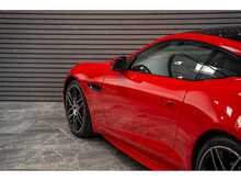 Jaguar F-Type V6 Chequered Flag - U55908