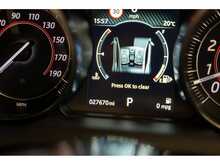 Jaguar F-Type V6 Chequered Flag - U55908