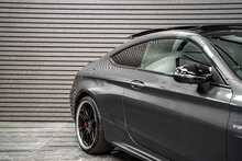 Mercedes-Benz C Class C63 V8 BiTurbo AMG S - U55913