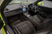 Porsche 718 Cayman GTS - U55915