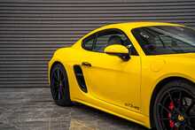 Porsche 718 Cayman GTS - U55928