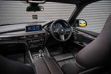 BMW X5 M BiTurbo V8 - U55937