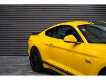 Ford Mustang V8 GT - U55939