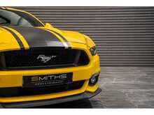 Ford Mustang V8 GT - U55939