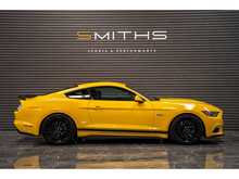 Ford Mustang V8 GT - U55939