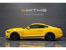 Ford Mustang V8 GT - U55939