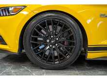 Ford Mustang V8 GT - U55939