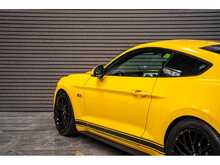 Ford Mustang V8 GT - U55939