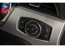 Ford Mustang V8 GT - U55939