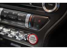 Ford Mustang V8 GT - U55939