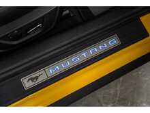 Ford Mustang V8 GT - U55939