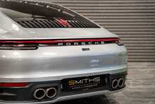 Porsche 911 T 992 Carrera S - U55942