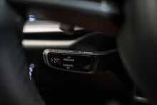 Porsche 911 T 992 Carrera S - U55942