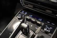 Porsche 911 T 992 Carrera S - U55942