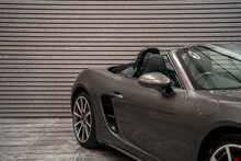 Porsche 718 Boxster T S - U55945