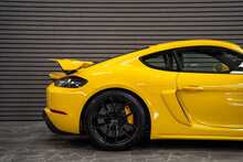 Porsche 718 Cayman GT4 - U55960