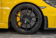 Porsche 718 Cayman GT4 - U55960