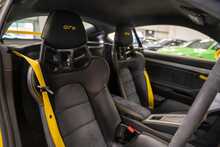Porsche 718 Cayman GT4 - U55960