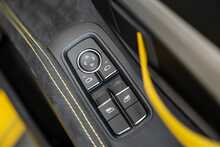 Porsche 718 Cayman GT4 - U55960