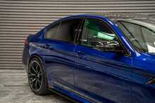 BMW M5 i V8 Competition - U55990