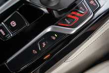 BMW M5 i V8 Competition - U55995