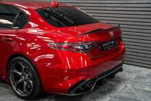 Alfa Romeo Giulia V6 Bi-Turbo Quadrifoglio - U55998