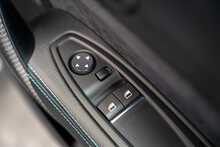BMW M2 BiTurbo Competition - U56002