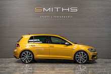 Volkswagen Golf TSI R - U56010