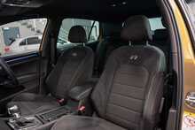 Volkswagen Golf TSI R - U56010