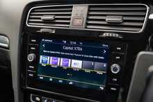 Volkswagen Golf TSI R - U56010