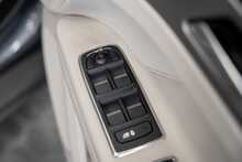 Jaguar XF d V6 Portfolio - U56011