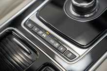 Jaguar XF d V6 Portfolio - U56011