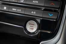 Jaguar XF d V6 Portfolio - U56011