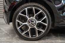Volkswagen up! TSI GTI - U56015
